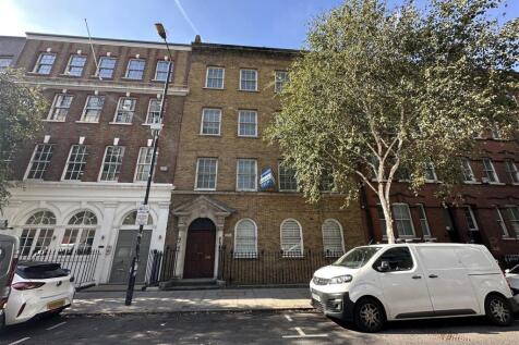19_LEMAN STREET OUTSIDE 3.jpg