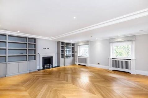 Living Room.jpg