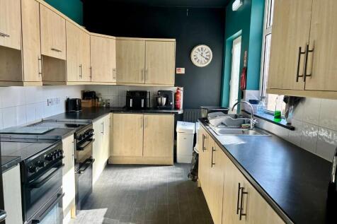 Communal Kitchen