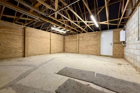 Double Garage 