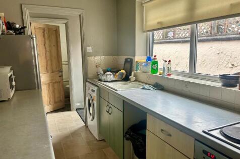 Communal Kitchen
