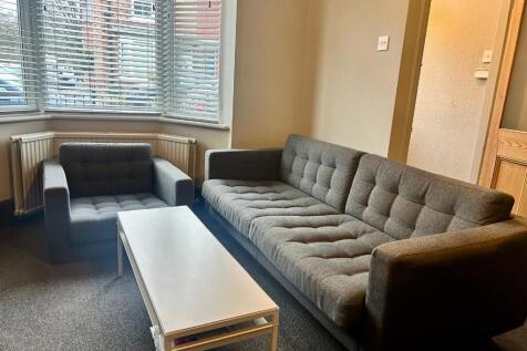 Communal Lounge 