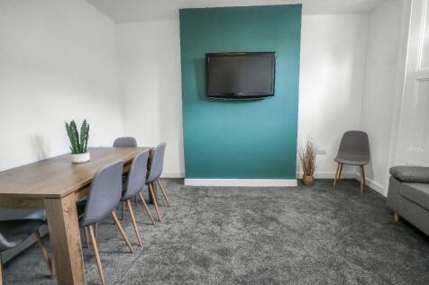 Communal Lounge Dine