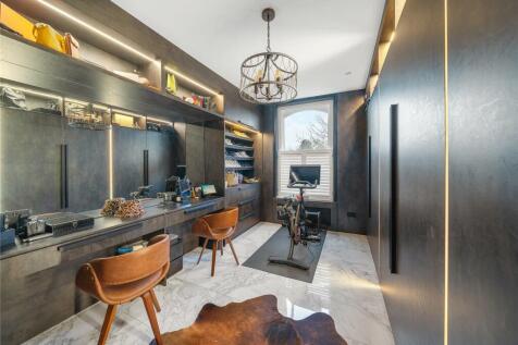 Dressing Room
