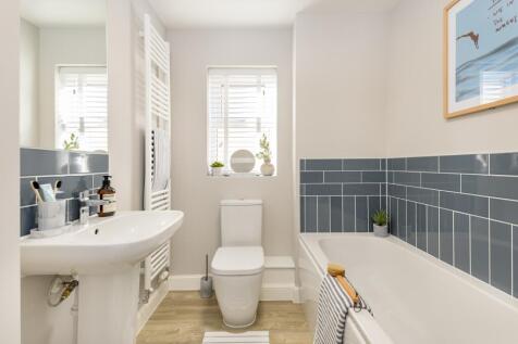 Family bathroom in the 3 bedroom Archford
