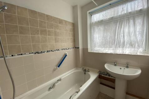 Bathroom.jpeg