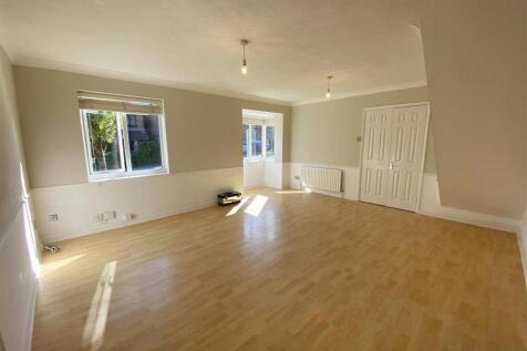 Living Room.jpg