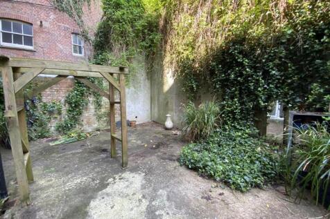 Rear Courtyard.jpeg