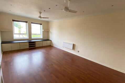Living Room.jpg