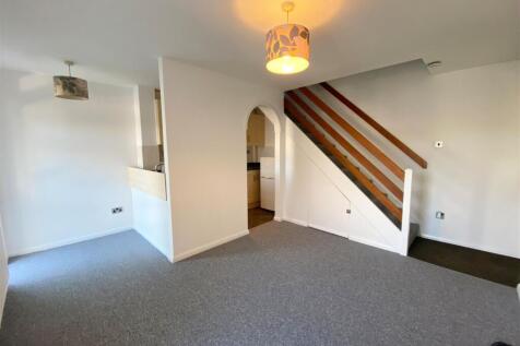 Living Room 2.jpg