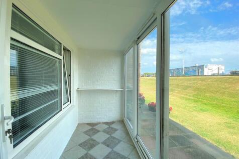 4 Tobago - Sun Room.jpg