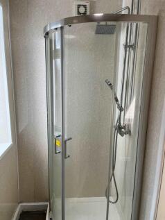 Shower_Room1_279A...