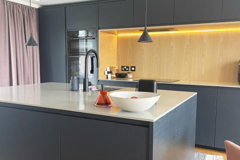 02 - kitchen phot...