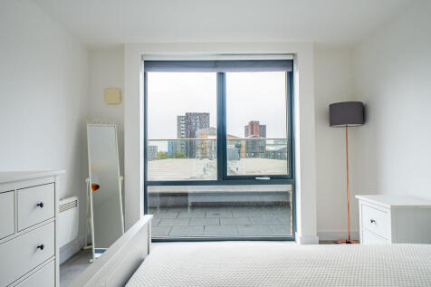 Granville Lofts00...
