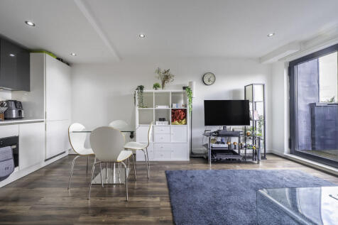Maddison House000...