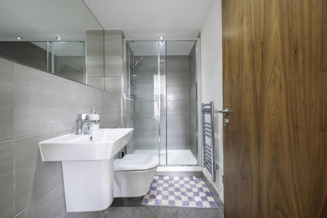 Maddison House000...