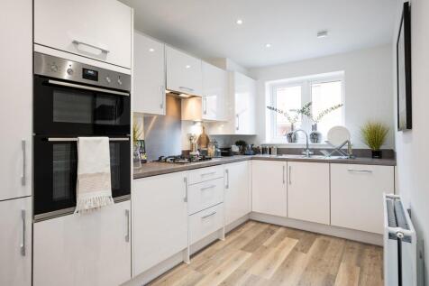Cook up a storm in the kitchen - typical Taylor Wimpey home