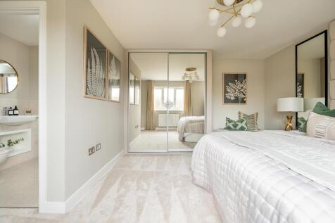 Plenty of space for bedroom furniture