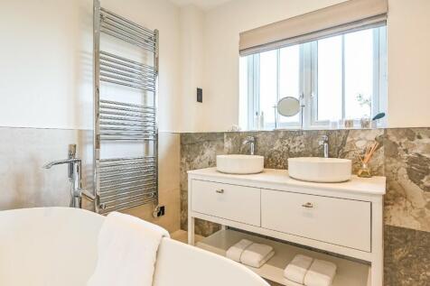 Master En-suite