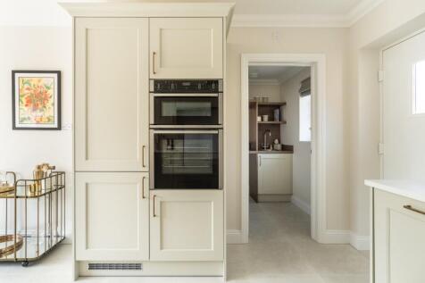 Dahlia Showhome