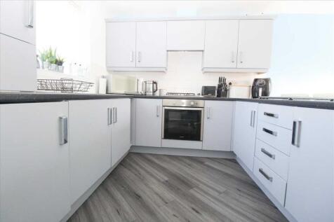 Kitchen / Dining