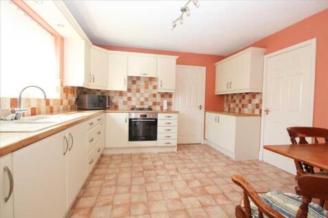 Kitchen /