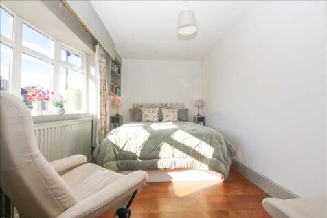 Bedroom ( front )