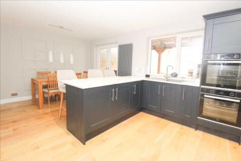 Additional view Open