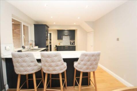 Additional view Open