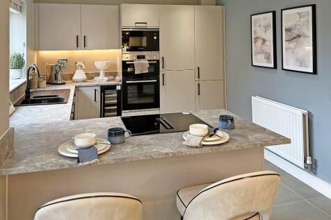 Kitchen/Dining Area