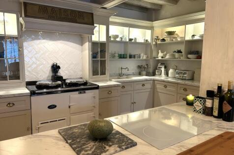 Kitchen.jpeg