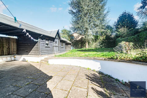 247kempshottlane-54