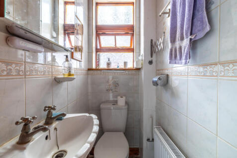 2E4A6079-HDR