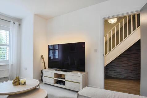 Lounge/ Hallway