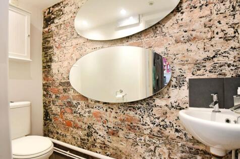 Commercial WC