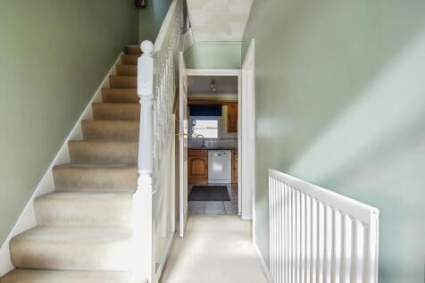 Hallway to Kitchen