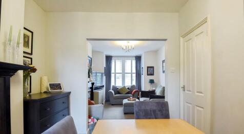 Dining Room to Lounge