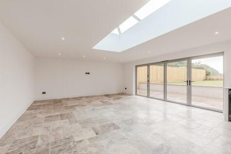 Ashgrove Ave, Abbotts Leigh Living Area.jpg