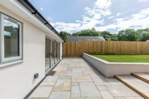 Ashgrove Ave, Abbotts Leigh patio.jpg