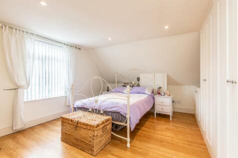 Westbury Road, Westbury on Trym Bed 1.jpg