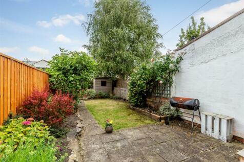 Ellicott Road, Rear Garden 3.jpg
