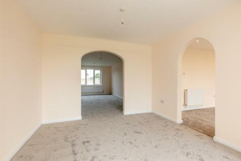 Sates Way, Henleaze Living Room 5.jpg