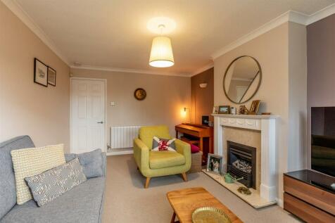 Sates Way, Henleaze Living Room 2.jpg