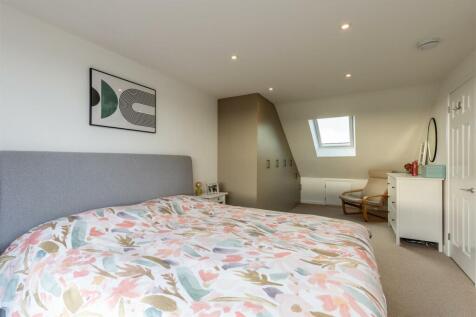 Sates Way, Henleaze Bed 4.jpg
