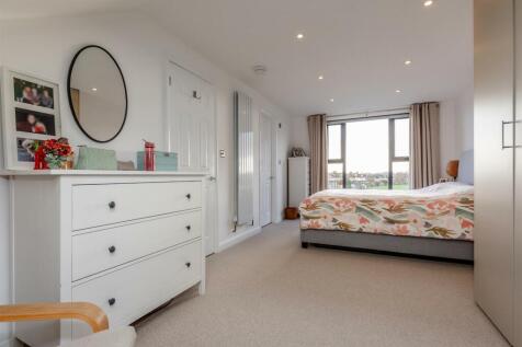 Sates Way, Henleaze Bed 1.jpg