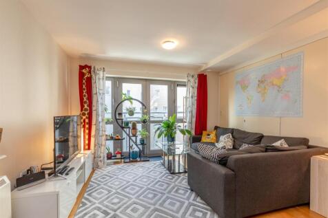 Hamilton Court, Bristol Living Area 6.jpg