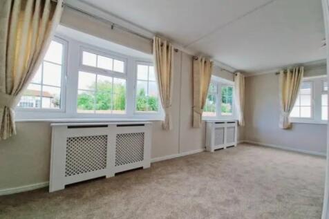 Living Room.jpg