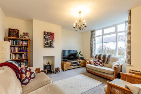 Metford Grove, Redland Living Room.jpg