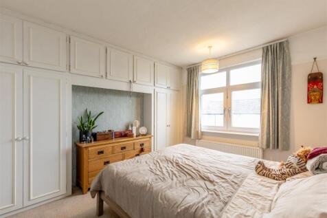 Metford Grove, Redland Bed 1.jpg