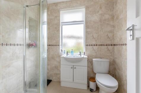 Metford Grove, Redland Shower Room.jpg